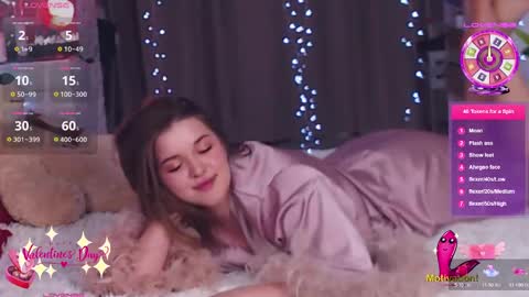 Snapshot of emilywhisperawesome chatting on 02-14-25, 10:58 emilywhisperawesome online show from 02-14-25, 10:58