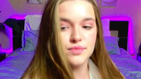 emilywhisperawesome online show from 04-30-26, 09:41