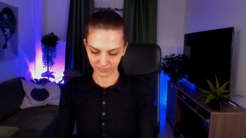 Emily online show from 01-05-25, 09:37