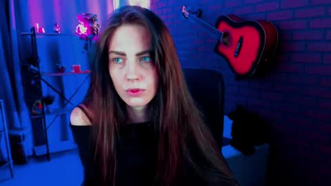 Emily online show from 02-06-25, 08:18