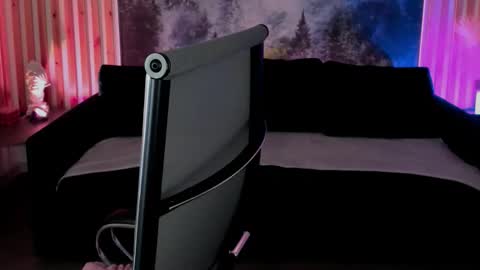 Emily online show from 09-13-25, 08:25