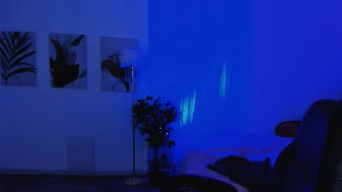 Emily online show from 10-28-25, 07:45