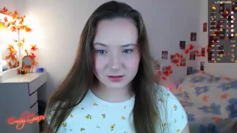 Snapshot of emilyxgrasez chatting on 10-20-25, 03:45 Emily online show from 10-20-25, 03:45