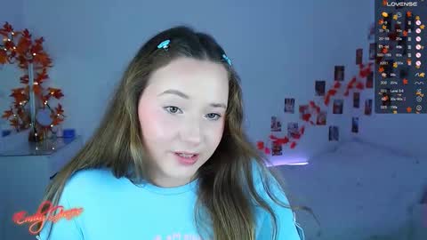 Snapshot of emilyxgrasez chatting on 10-30-25, 10:54 Emily online show from 10-30-25, 10:54