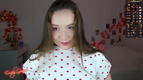 Snapshot of emilyxgrasez chatting on 11-12-25, 01:39 Emily online show from 11-12-25, 01:39