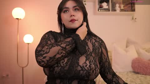 Snapshot of emilyxrose_ chatting on 01-08-25, 07:45 IG thickemmsss online show from 01-08-25, 07:45