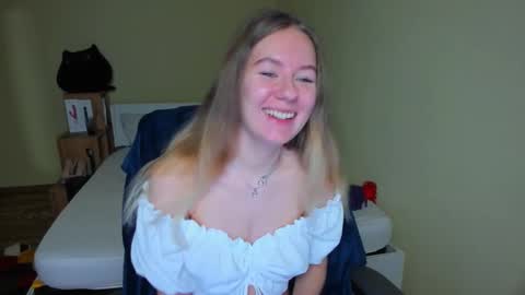 Emily online show from 02-12-25, 07:02