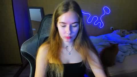 Emily online show from 05-11-26, 07:11