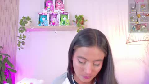 Emily Bank online show from 05-05-26, 08:17