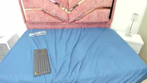 Snapshot of emilyy_cooperr chatting on 02-07-25, 06:14 emilyy_cooperr online show from 02-07-25, 06:14