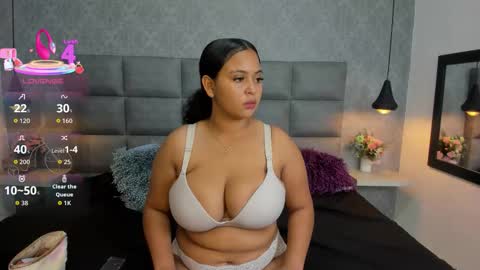 emilyy_r online show from 11-28-25, 07:16