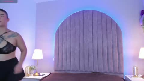 emilyygrey online show from 04-22-26, 11:45