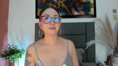 Emilyy Watson online show from 01-15-26, 09:29