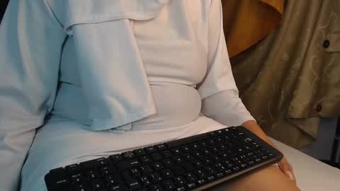 emira199 online show from 03-01-25, 10:55