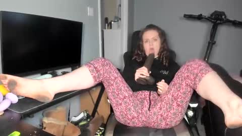 emliyjamesmjb online show from 02-25-25, 11:44