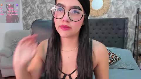 emma  online show from 10-11-25, 01:09