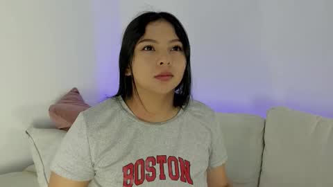 Snapshot of emma_980 chatting on 03-21-26, 11:37 emma online show from 03-21-26, 11:37