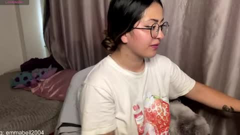 Snapshot of emma__bell_ chatting on 05-03-26, 07:20 Emma Is here online show from 05-03-26, 07:20