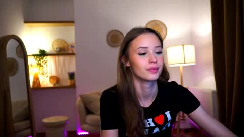 Your Emma online show from 12-11-24, 06:25