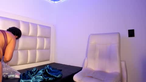 emma__js_ online show from 02-03-26, 01:05