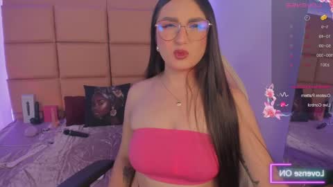 emma__js_ online show from 05-10-26, 01:38
