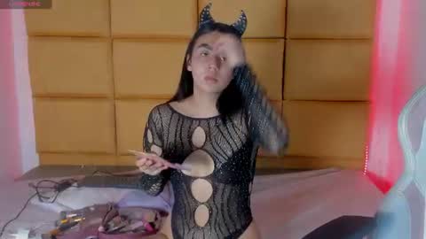 emma__js_ online show from 06-15-26, 02:30