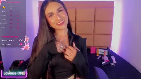 emma__js_ online show from 06-16-26, 10:12