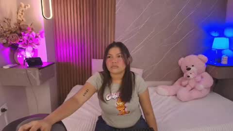 emma__rose1 online show from 05-05-26, 03:03