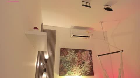 Alice online show from 11-05-25, 12:16