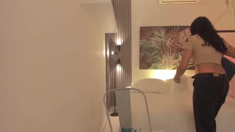 Alice online show from 11-11-25, 12:16