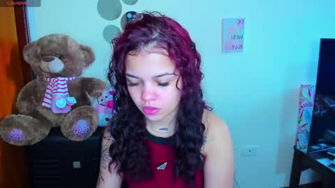 Snapshot of emma_boo_ chatting on 04-11-26, 02:54 emma_boo_ online show from 04-11-26, 02:54