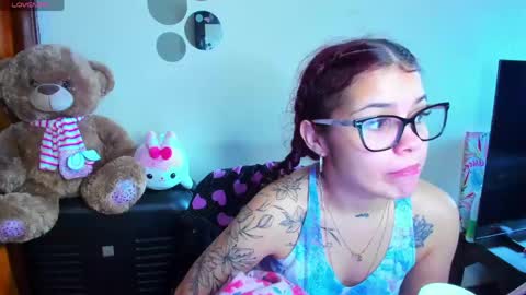 Snapshot of emma_boo_ chatting on 05-01-26, 03:16 emma_boo_ online show from 05-01-26, 03:16