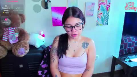 emma_boo_ online show from 06-16-26, 05:26