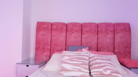 Emma online show from 11-13-25, 03:16