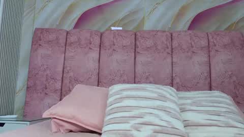 Emma online show from 05-07-26, 03:01