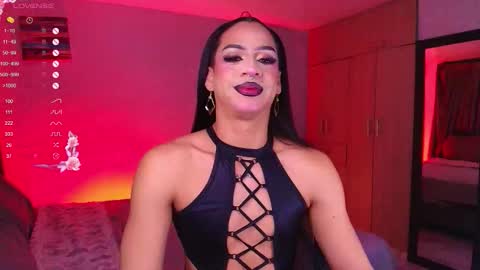 Snapshot of emma_demonn chatting on 12-04-25, 10:35 Mistress Emma Demon online show from 12-04-25, 10:35