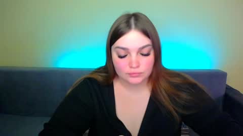 Snapshot of emma_dorn chatting on 01-31-25, 09:27 Eva online show from 01-31-25, 09:27