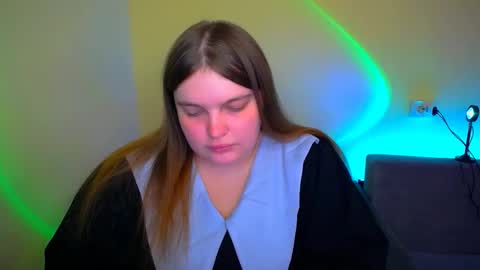 Snapshot of emma_dorn chatting on 09-11-25, 08:58 Eva online show from 09-11-25, 08:58