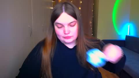 Snapshot of emma_dorn chatting on 10-05-25, 10:13 Eva online show from 10-05-25, 10:13