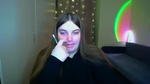 Snapshot of emma_dorn chatting on 10-30-25, 06:41 Eva online show from 10-30-25, 06:41