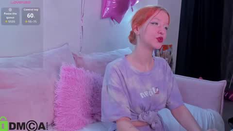 Snapshot of emma_dusk chatting on 05-22-26, 12:51 Emma online show from 05-22-26, 12:51