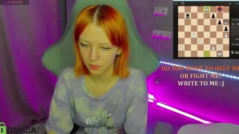 Snapshot of emma_dusk chatting on 05-31-26, 01:25 Emma online show from 05-31-26, 01:25