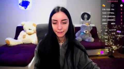 Snapshot of emma_jordan chatting on 12-17-24, 09:17 Emma online show from 12-17-24, 09:17