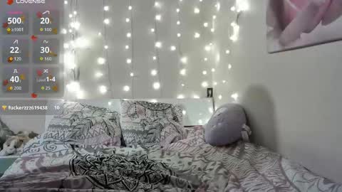 Snapshot of emma_just chatting on 11-02-25, 08:17 emma_just online show from 11-02-25, 08:17