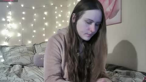 emma_just online show from 12-16-25, 08:08