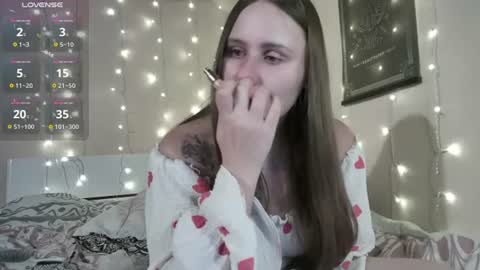 emma_just online show from 06-19-26, 07:17