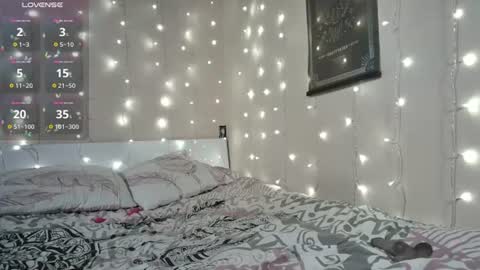 emma_just online show from 06-21-26, 12:19