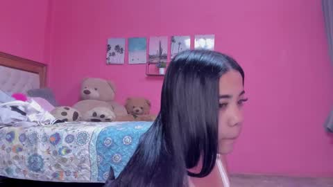 Snapshot of emma_lean chatting on 02-27-25, 12:13 whises lits online show from 02-27-25, 12:13