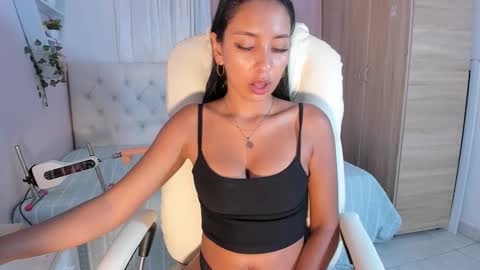 Emma online show from 10-28-25, 07:16