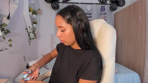 Emma online show from 10-30-25, 08:53